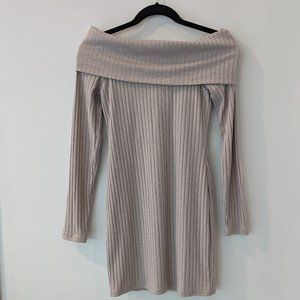 Silence & Noise Size Small off the shoulder dress